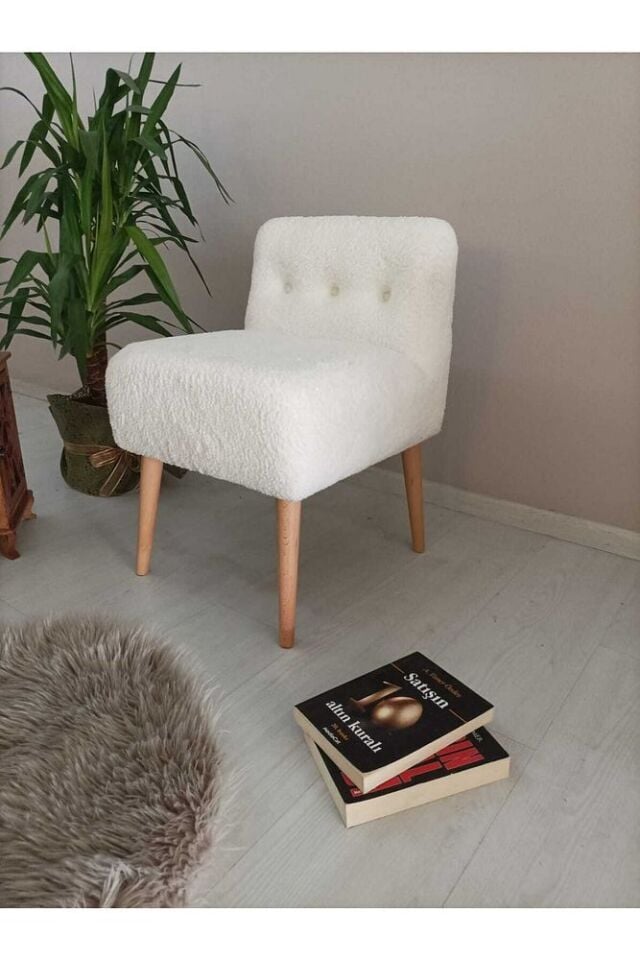 Rahat Oturum Alanlı Retro Gürgen Ahşap Ayaklı Beyaz Teddy Kumaş Puf Bench Koltuk Berjer