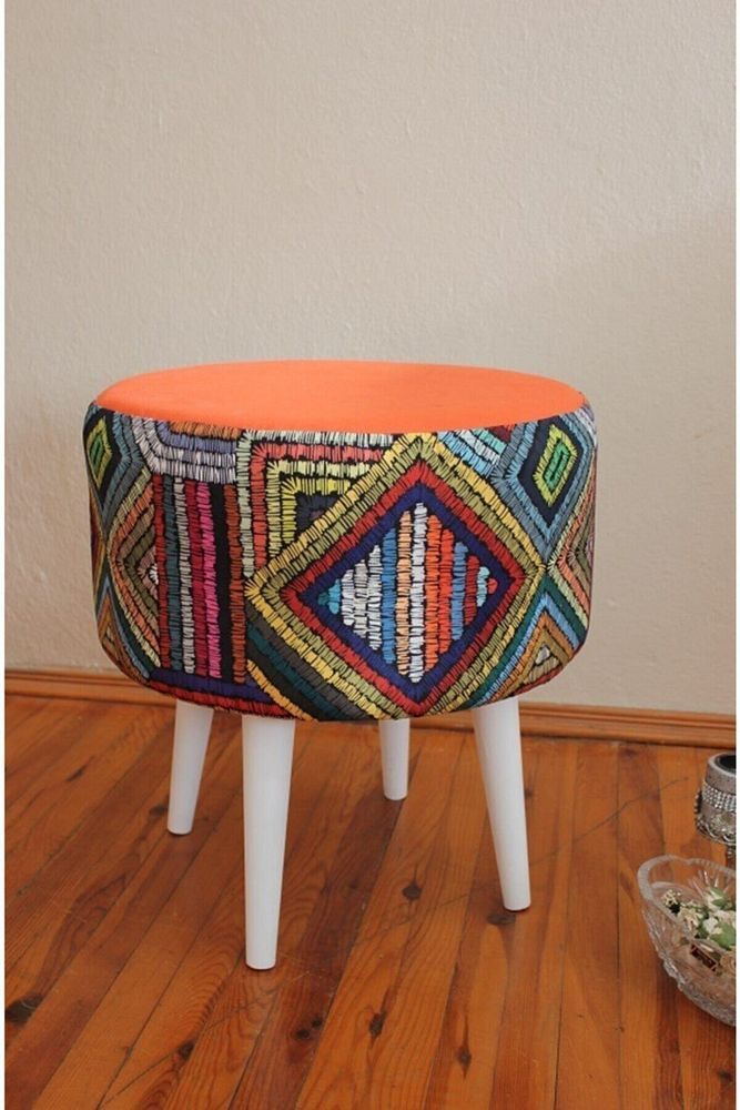 Gürgen Retro Ahşap Ayaklı Dekoratif Etnik Üst Kiremit Desenli Puf Bench Koltuk Sandalye